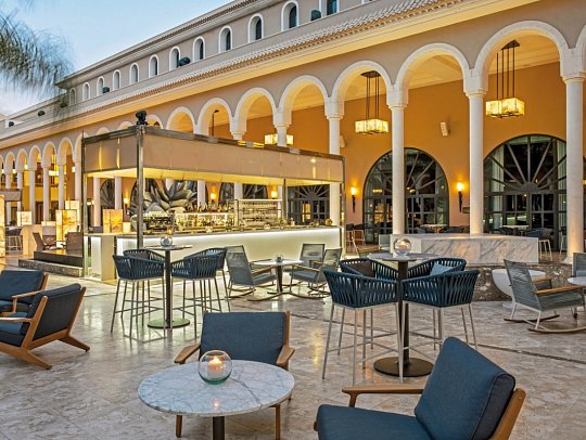 Red Level at Gran Meliá Palacio de Isora