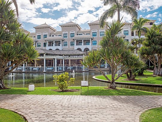 Red Level at Gran Meliá Palacio de Isora