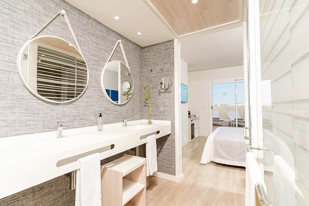 HOVIMA Costa Adeje – For Cool Adults - Wohnbeispiel Doppelzimmer Excellence Panoramablick (Zimmercodierung DXN)