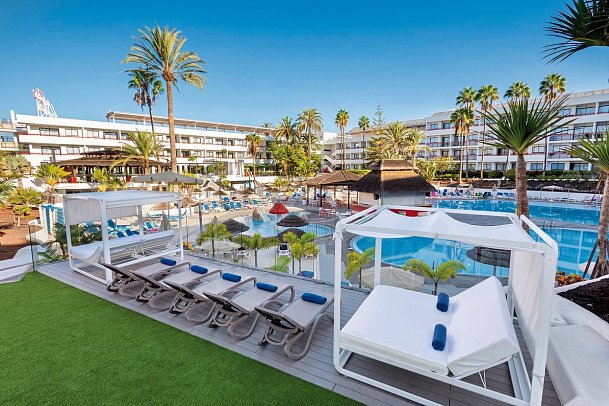 Alexandre Hotel La Siesta