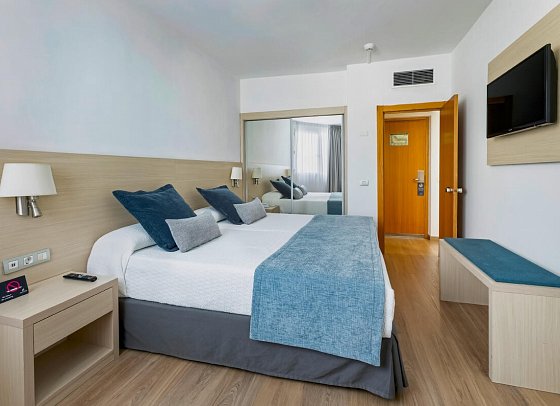 Alexandre Hotel Troya - Wohnbeispiel Juniorsuite Meerblick (Zimmercodierung JBM)