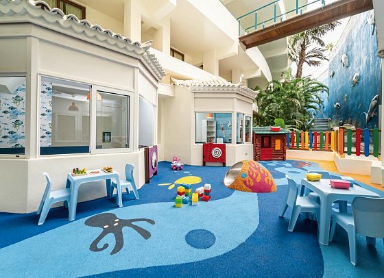 HOVIMA La Pinta Beachfront Family Hotel
