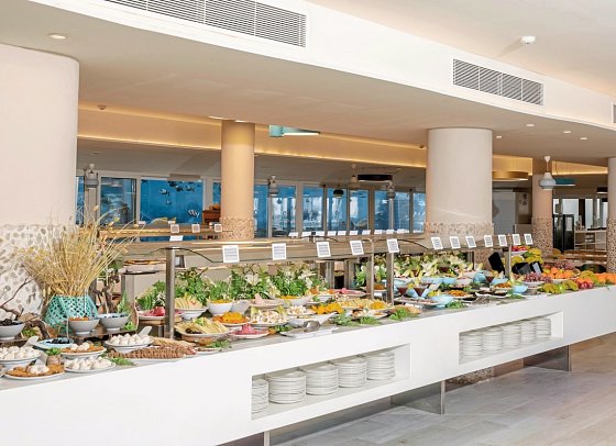 HOVIMA La Pinta Beachfront Family Hotel