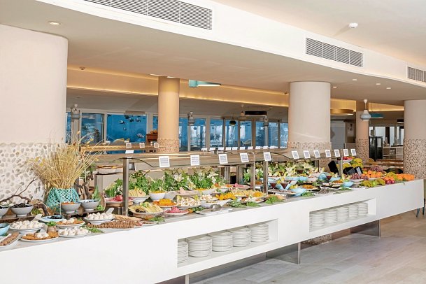 HOVIMA La Pinta Beachfront Family Hotel