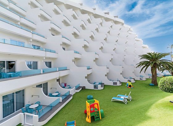 HOVIMA La Pinta Beachfront Family Hotel