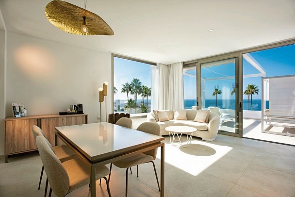 Guayarmina Princess - Wohnbeispiel Royal Suite Meerblick (Zimmercodierung WRM)