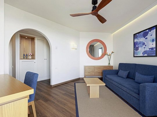 H10 Las Palmeras - Wohnbeispiel Juniorsuite (Zimmercodierung JB1)