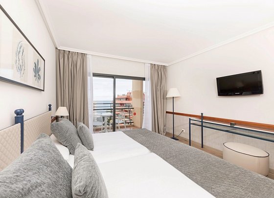 Be Live Experience Orotava - Wohnbeispiel Doppelzimmer seitlicher Meerblick (Zimmercodierung DBN)