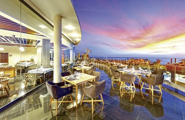 Hard Rock Hotel Tenerife