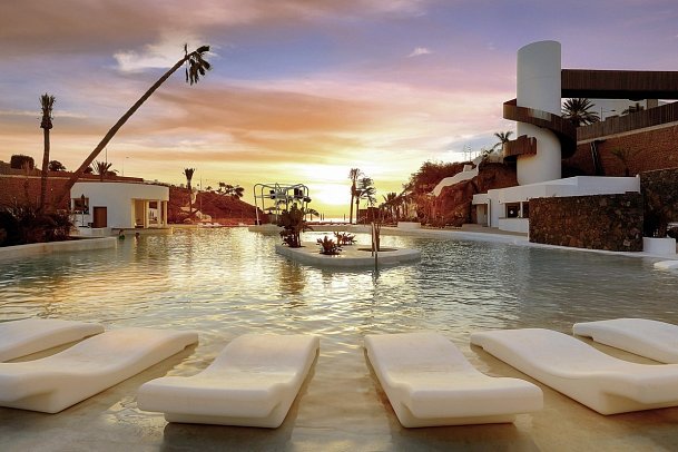 Hard Rock Hotel Tenerife