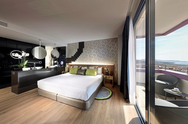 Hard Rock Hotel Tenerife - Wohnbeispiel Doppelzimmer Deluxe Silver (Zimmercodierungen DD1, XD1 & DC1)