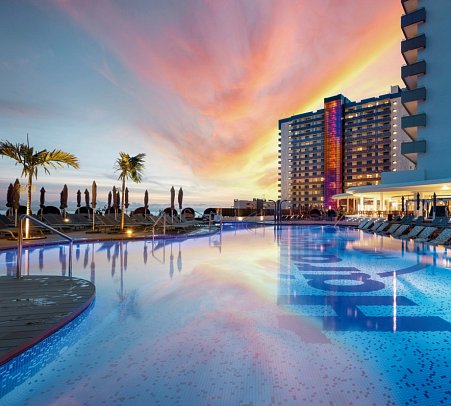 Hard Rock Hotel Tenerife