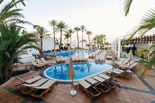 HD Parque Cristóbal Tenerife