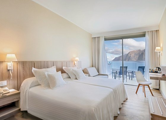 Barceló Santiago - Wohnbeispiel Doppelzimmer Deluxe Meerblick (Zimmercodierung DDM)