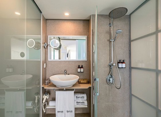 Barceló Santiago - Wohnbeispiel Doppelzimmer Deluxe Superior Meerblick (Zimmercodierung DSM)