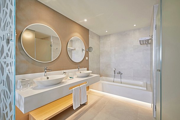 Bahia Principe Fantasia Tenerife - Wohnbeispiel Familiensuite Master (Zimmercodierungen FX1 & FXM)