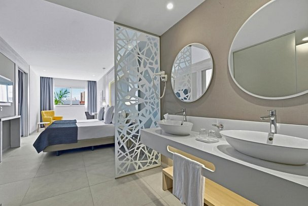 Bahia Principe Explore Fantasia - Wohnbeispiel Familiensuite Deluxe 2 Doppelbetten (Zimmercodierung WX2)