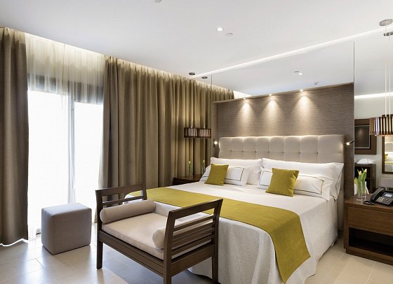 GF Victoria - Wohnbeispiel Suite Premium Poolblick (Zimmercodierung WMP)