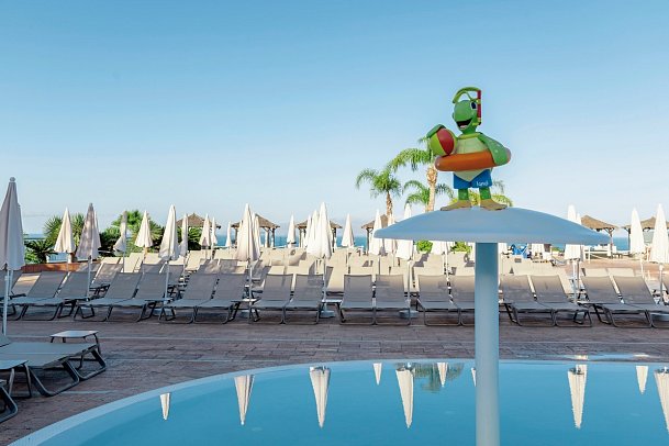 Landmar Costa Los Gigantes Family Resorts