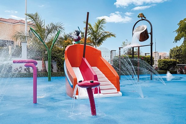 Landmar Costa Los Gigantes Family Resort