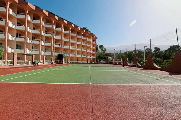 Puerto Palace