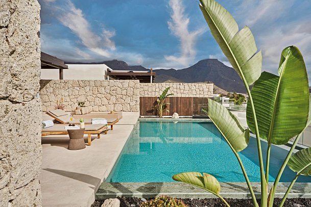 Royal Hideaway Corales Villas