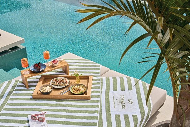 Royal Hideaway Corales Villas