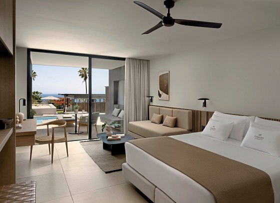 Royal Hideaway Corales Villas