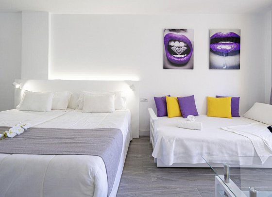 Skyview Hotel by LIVVO - Studio Superior (Zimmercodierung SS1)