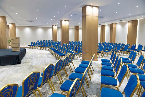 Grand Blue Fafa Resort