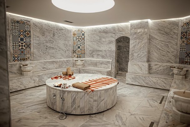 Grand Blue Fafa Resort