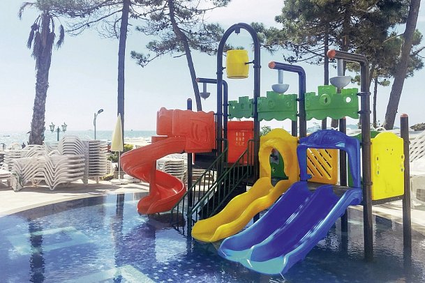 Grand Blue Fafa Resort