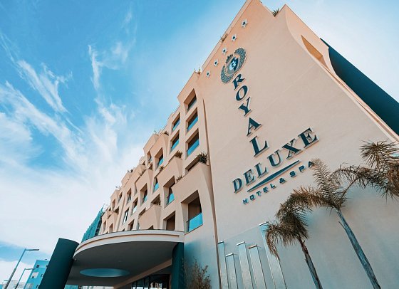 Royal G Deluxe Hotel & Spa