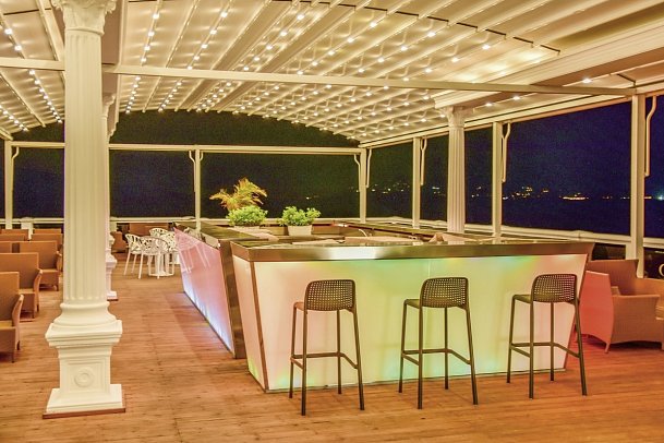Santa Quaranta Premium Resort