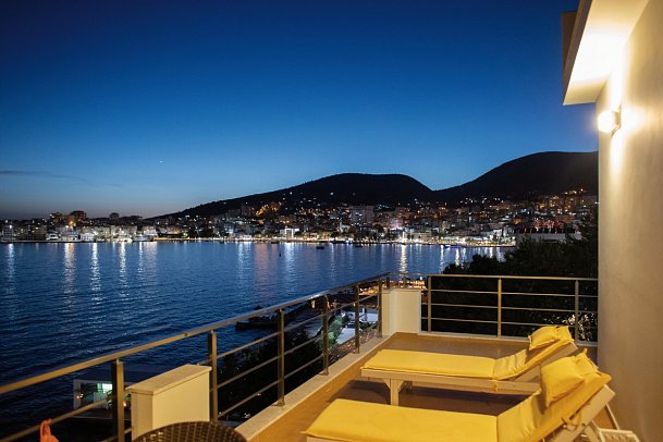 Jaroal Hotel