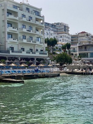Jaroal Hotel