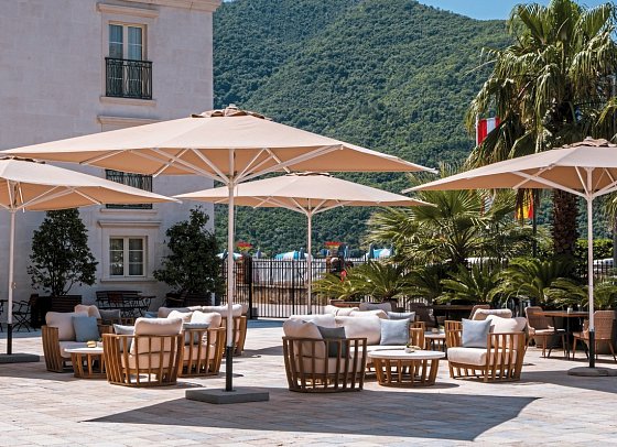 Heritage Grand Perast