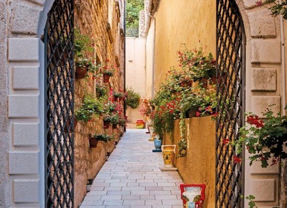 Heritage Grand Perast