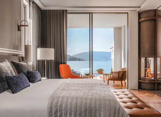 One&Only Portonovi, Montenegro - Wohnbeispiel Doppelzimmer Buchtblick (Zimmercodierung DB2)