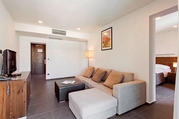 Avala Resort & Villas - Wohnbeispiel Doppelzimmer Standard Meerblick (Zimmercodierungen DBM & DCM)