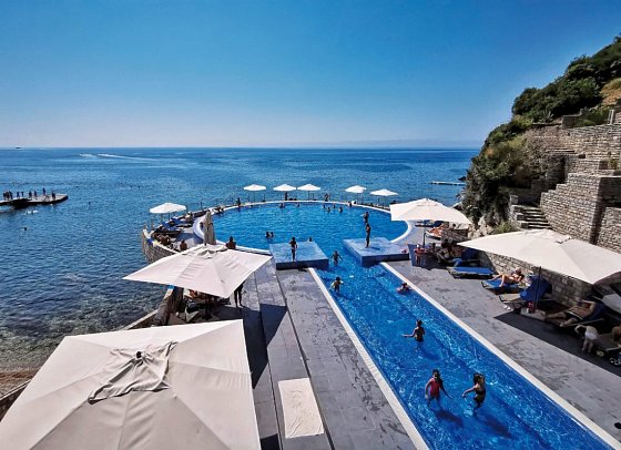 Avala Resort & Villas