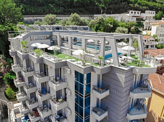 Hotel La Mer