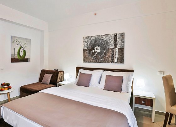 Hotel La Mer - Wohnbeispiel Triple Room (Zimmercodierung DB2)