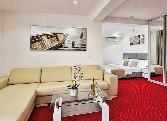 Hotel La Mer - Wohnbeispiel Triple Room (Zimmercodierung DB2)