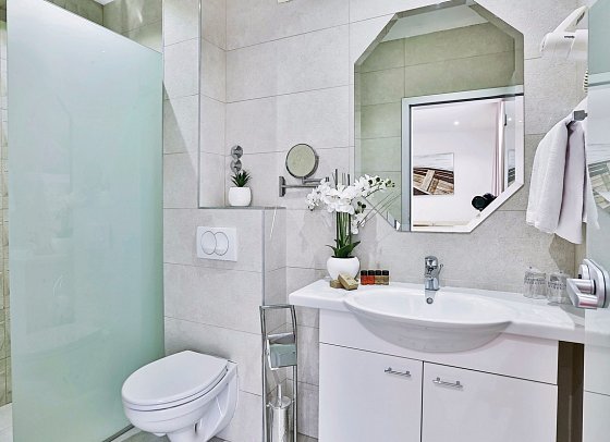 Hotel La Mer - Wohnbeispiel Junior Suite Sea View (Zimmercodierung J1M)