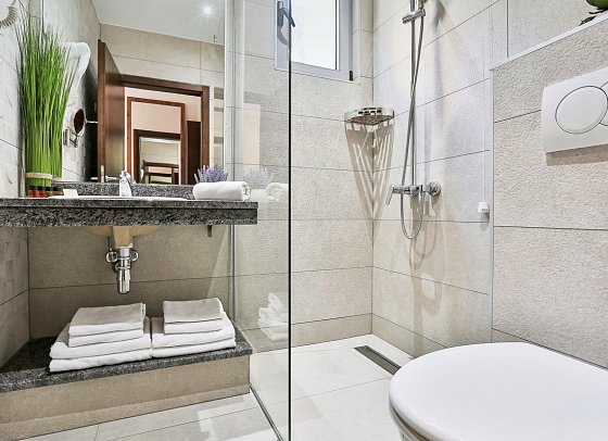 Hotel La Mer - Wohnbeispiel Double Room Promo (Zimmercodierung DP1)