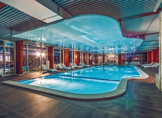 Carine Hotel Delfin