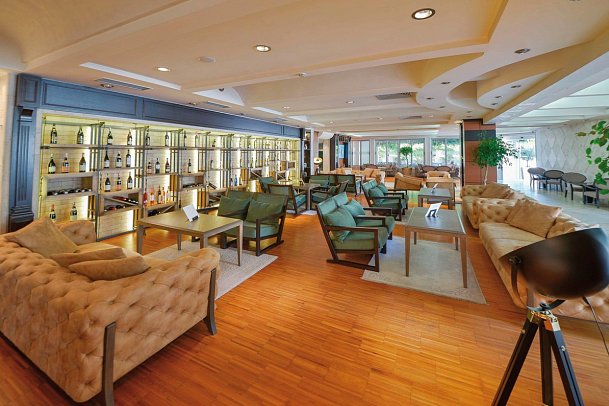 Mediteran Hotel & Resort