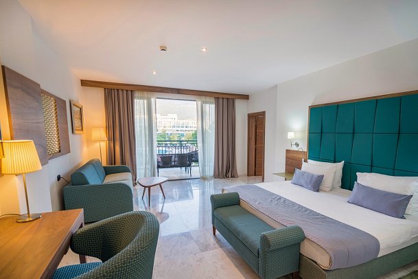 Iberostar Waves Bellevue - Suite mit Meerblick
