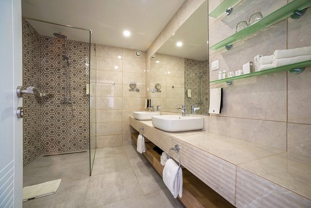 Azul Beach Resort Montenegro